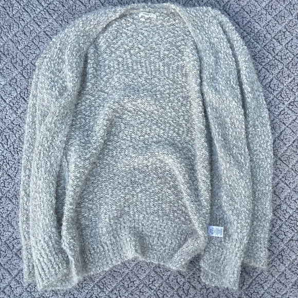 Cardigan - Picture 2 of 5